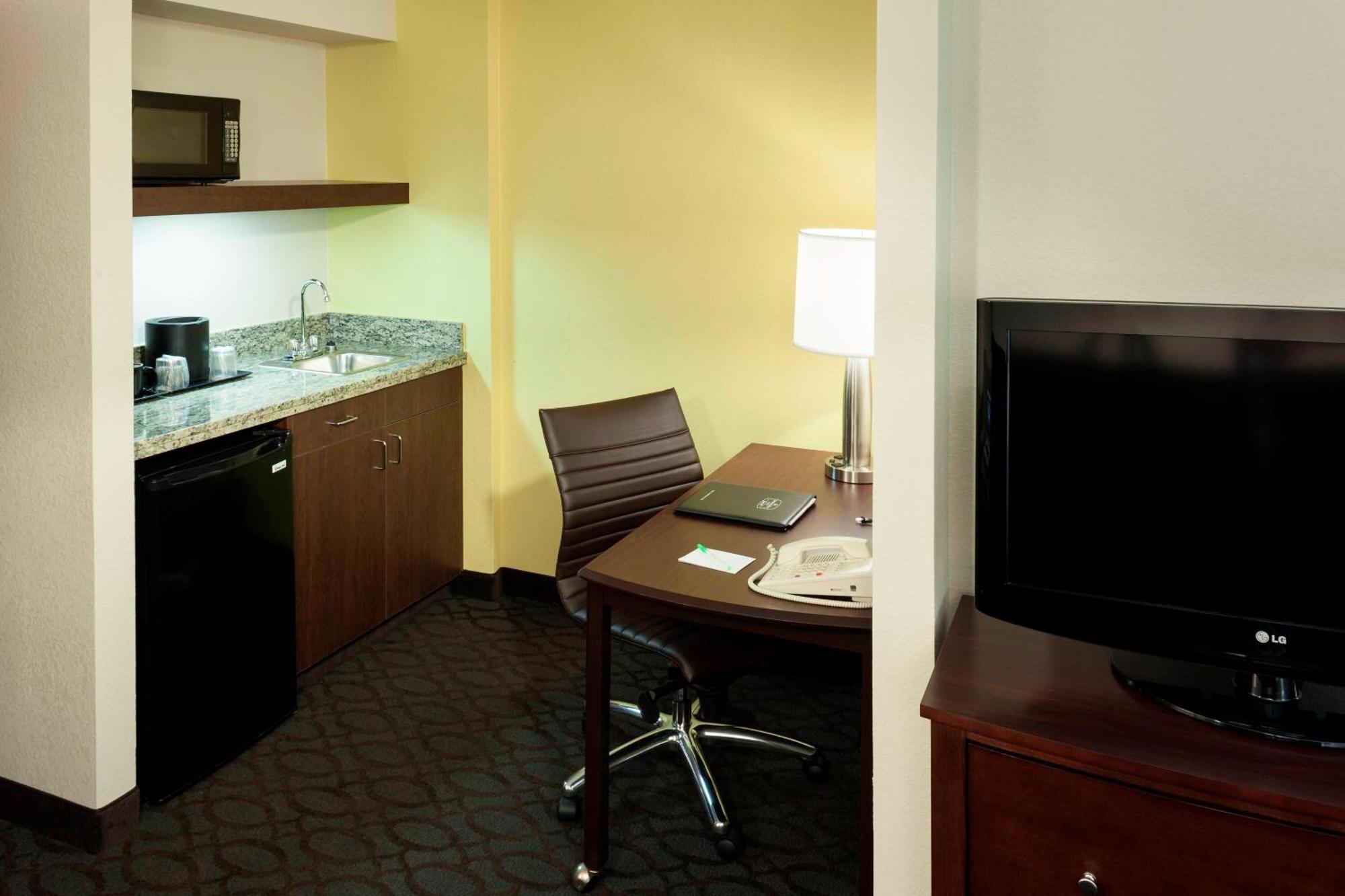 Springhill Suites By Marriott Dallas Downtown / West End Extérieur photo
