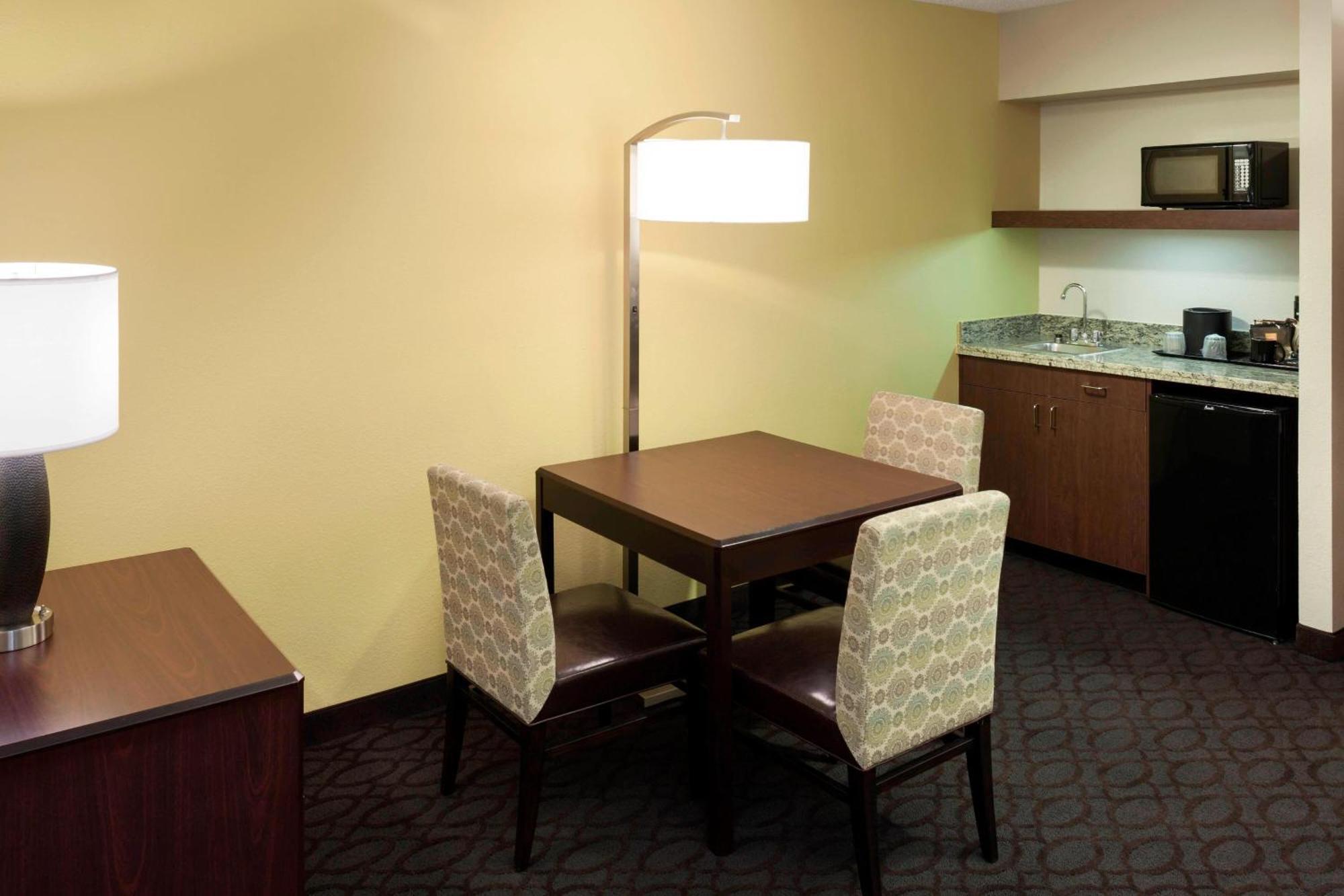 Springhill Suites By Marriott Dallas Downtown / West End Extérieur photo