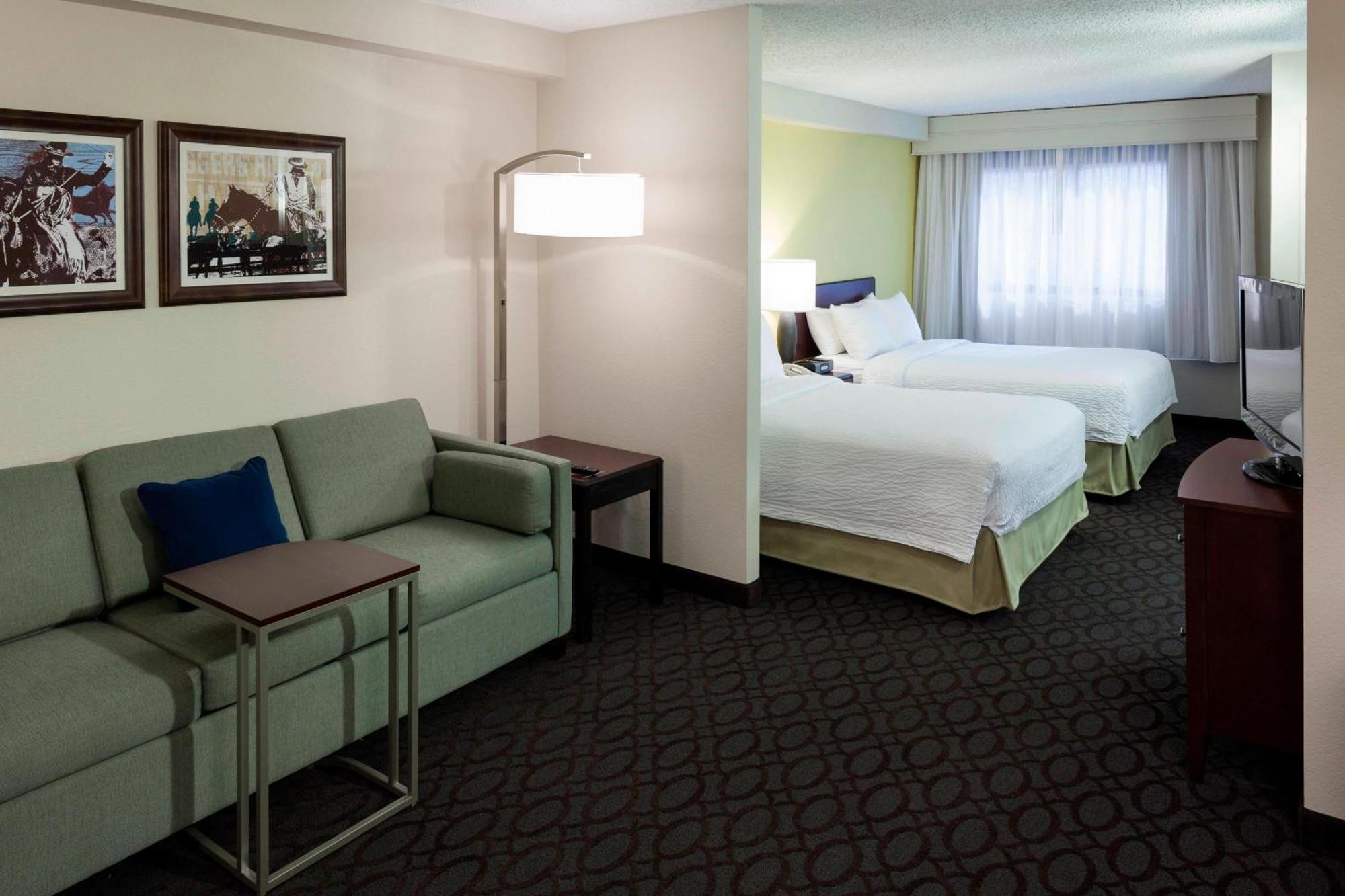Springhill Suites By Marriott Dallas Downtown / West End Extérieur photo
